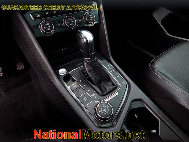 Volkswagen Tiguan Vehicle Image 20