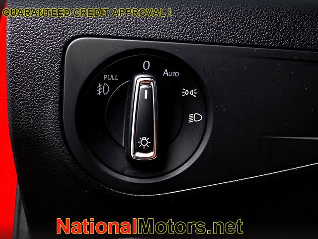 Volkswagen Tiguan Vehicle Image 25