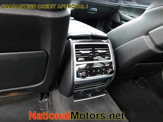 BMW 7 Series Vehicle Image 12