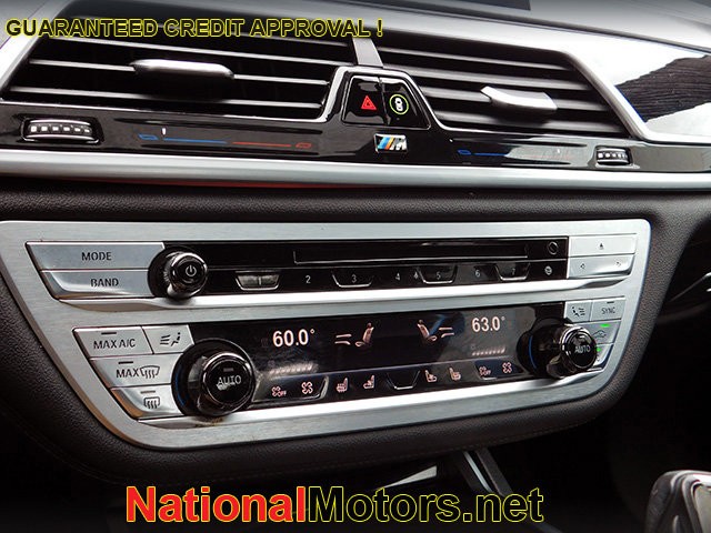 BMW 7 Series Vehicle Image 19