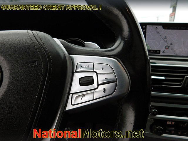 BMW 7 Series Vehicle Image 22