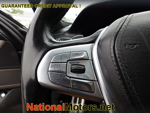 BMW 7 Series Vehicle Image 23