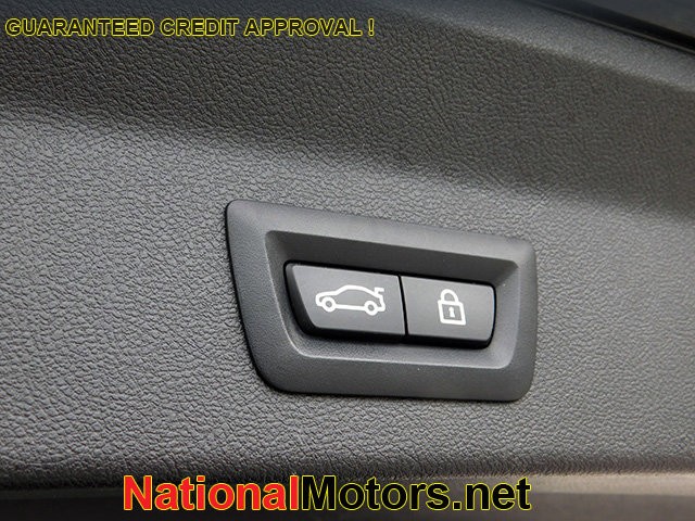 BMW X3 Vehicle Image 09