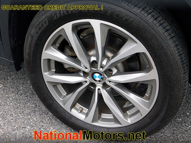 BMW X3 Vehicle Image 10