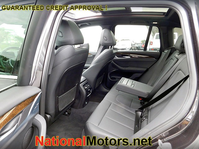 BMW X3 Vehicle Image 12