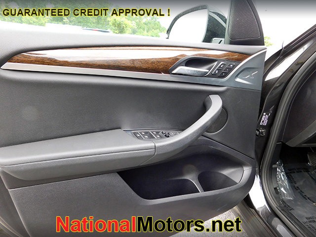 BMW X3 Vehicle Image 15