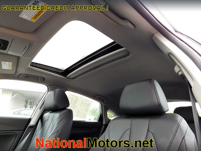 Acura Integra Vehicle Image 15