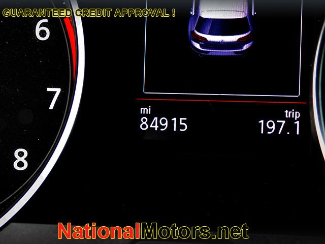 Volkswagen Golf GTI Vehicle Image 22