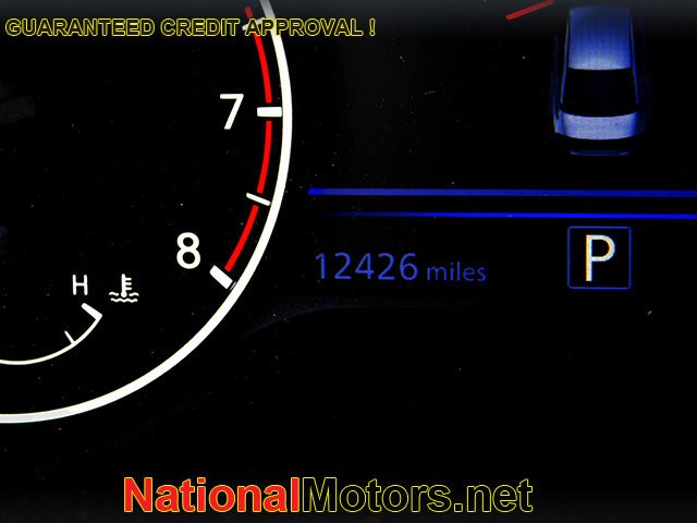 Nissan Altima Vehicle Image 21