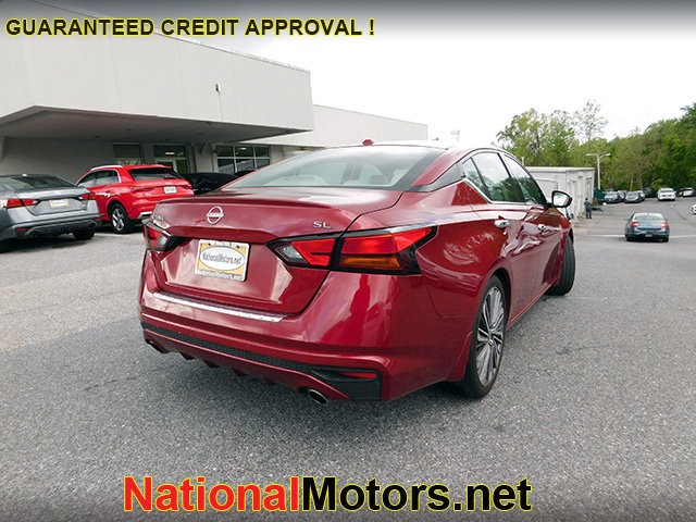 Nissan Altima Vehicle Image 03