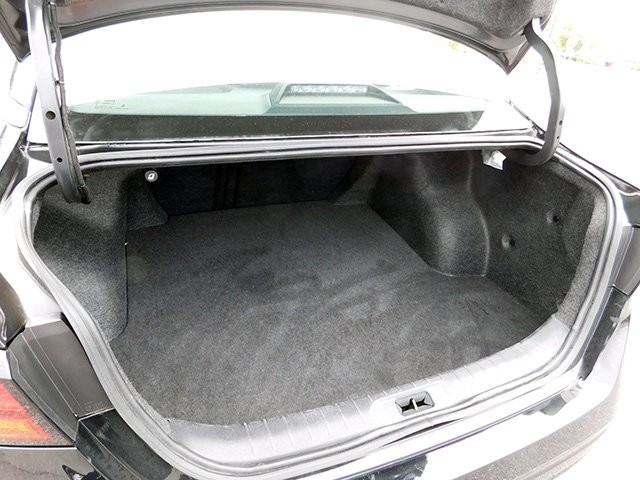 Nissan Altima Vehicle Image 06
