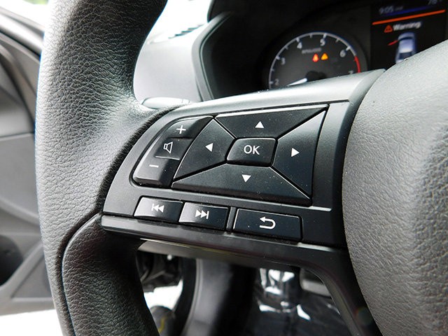 Nissan Altima Vehicle Image 18