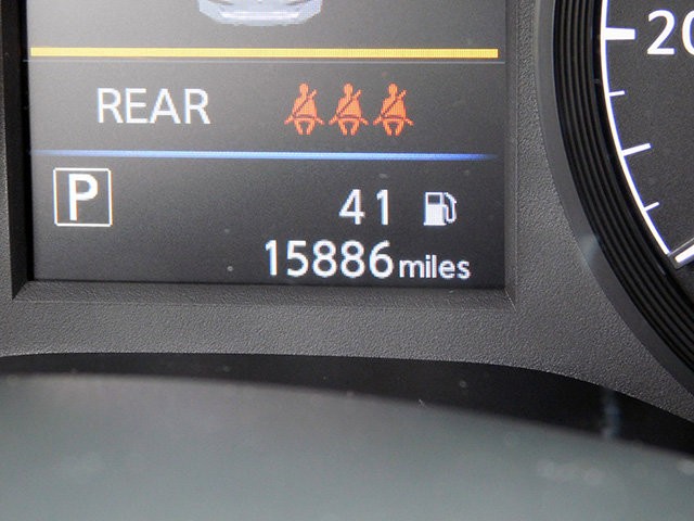 Nissan Altima Vehicle Image 19