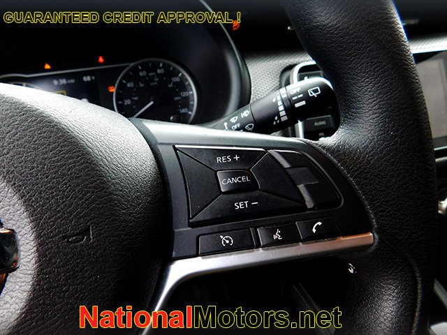 Nissan Kicks Vehicle Image 17
