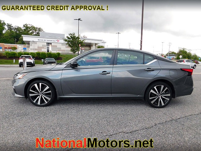 Nissan Altima Vehicle Image 04