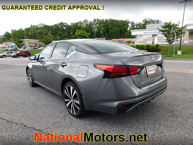 Nissan Altima Vehicle Image 05