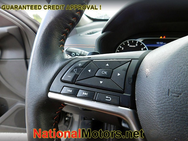 Nissan Altima Vehicle Image 19