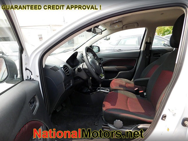 Mitsubishi Mirage Vehicle Image 10