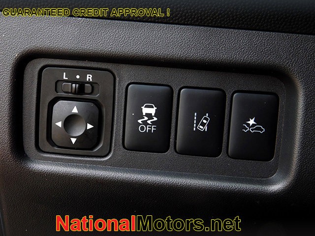 Mitsubishi Mirage Vehicle Image 17