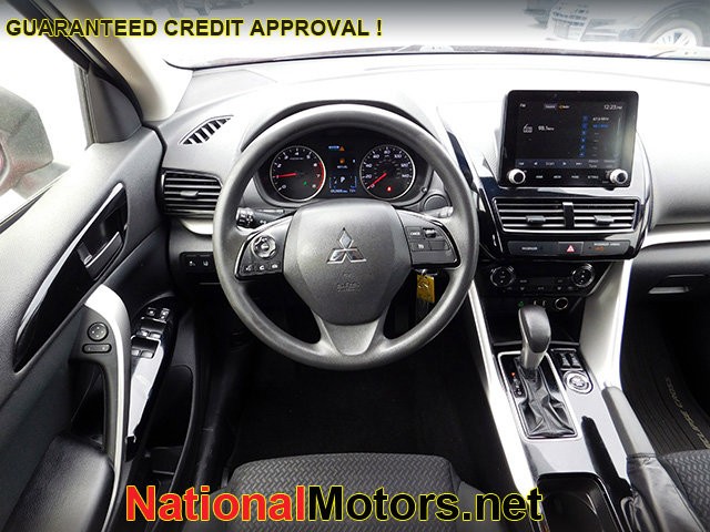 Mitsubishi Eclipse Cross Vehicle Image 10