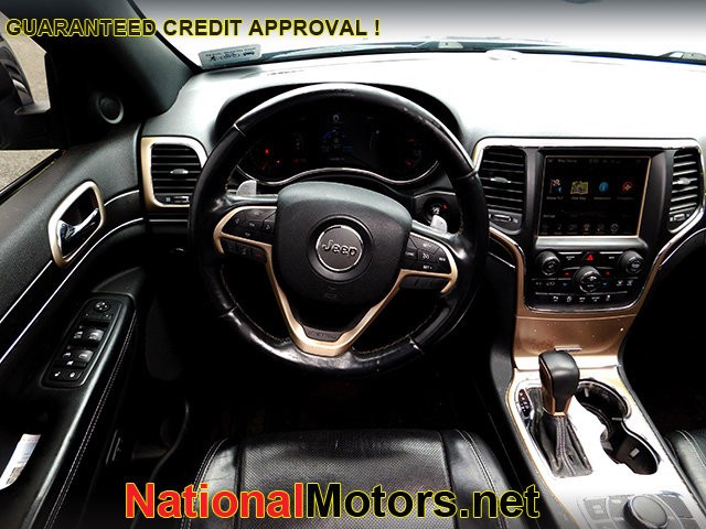 Jeep Grand Cherokee Vehicle Image 13