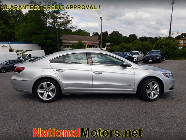 Volkswagen CC Vehicle Image 03