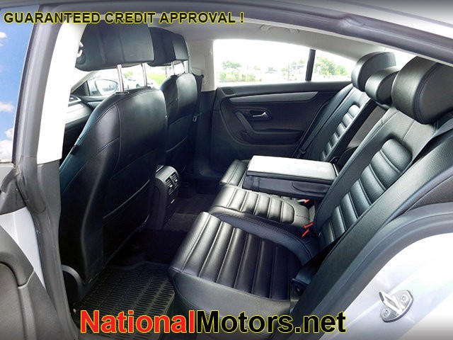 Volkswagen CC Vehicle Image 08