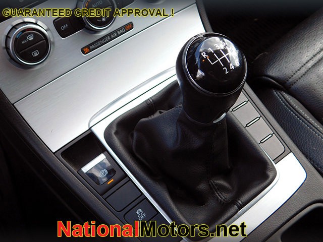 Volkswagen CC Vehicle Image 16