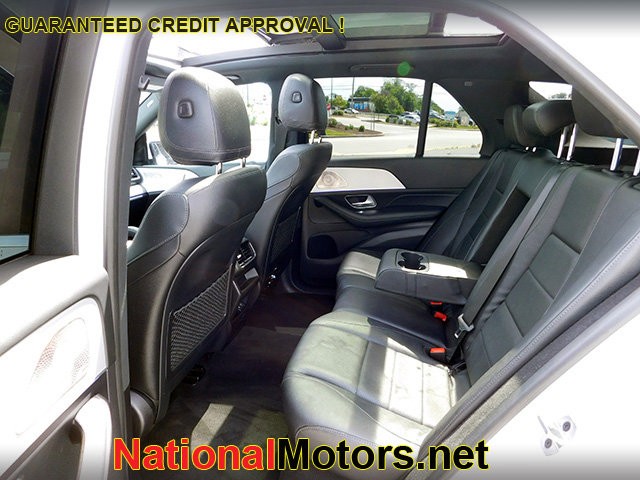 Mercedes-Benz GLE Vehicle Image 12