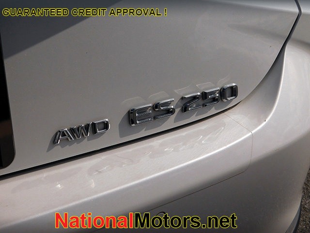 Lexus ES Vehicle Image 06