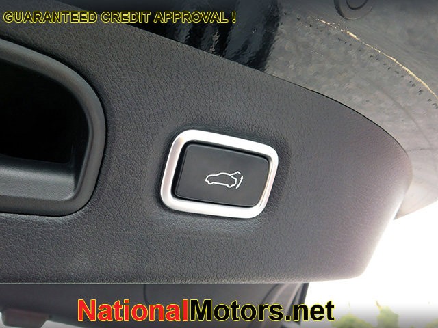 Kia Stinger Vehicle Image 10