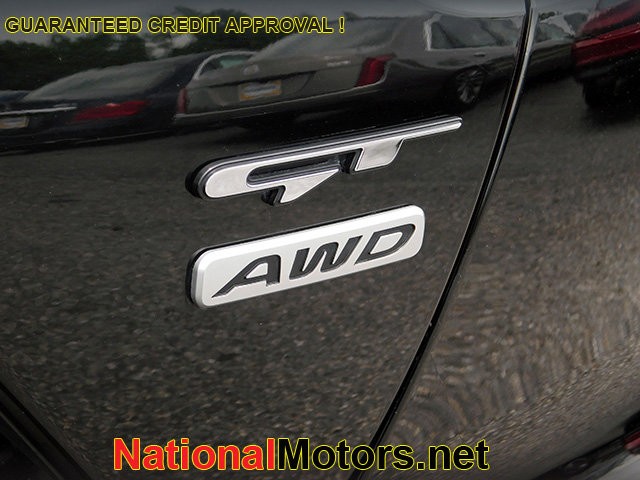 Kia Stinger Vehicle Image 11