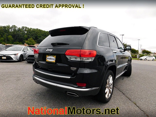 Jeep Grand Cherokee Vehicle Image 04