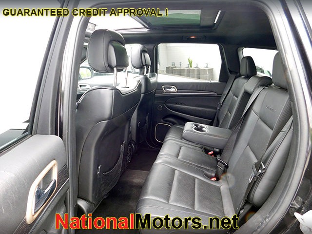 Jeep Grand Cherokee Vehicle Image 10