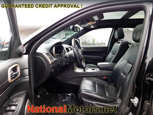 Jeep Grand Cherokee Vehicle Image 14