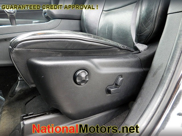 Jeep Grand Cherokee Vehicle Image 15