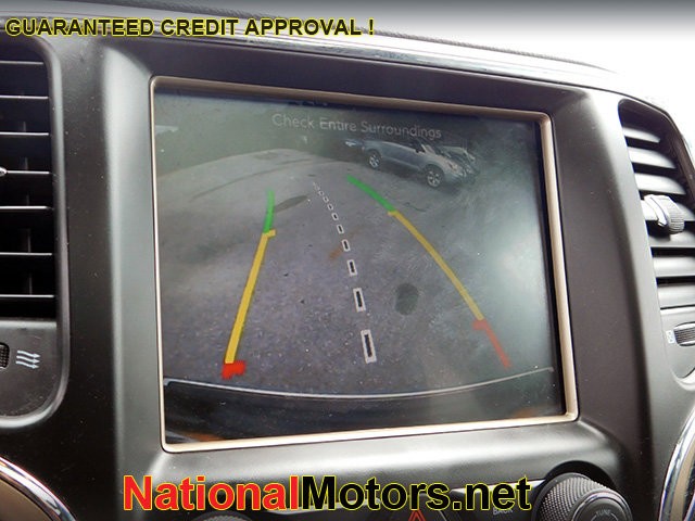 Jeep Grand Cherokee Vehicle Image 18