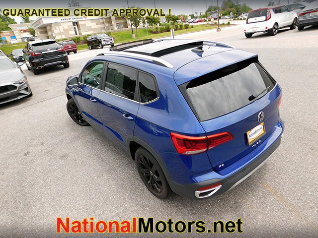 Volkswagen Taos Vehicle Image 06