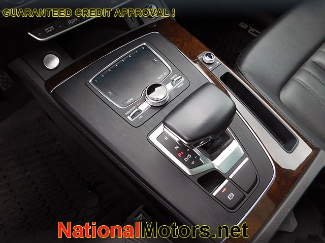 Audi Q5 Vehicle Image 22