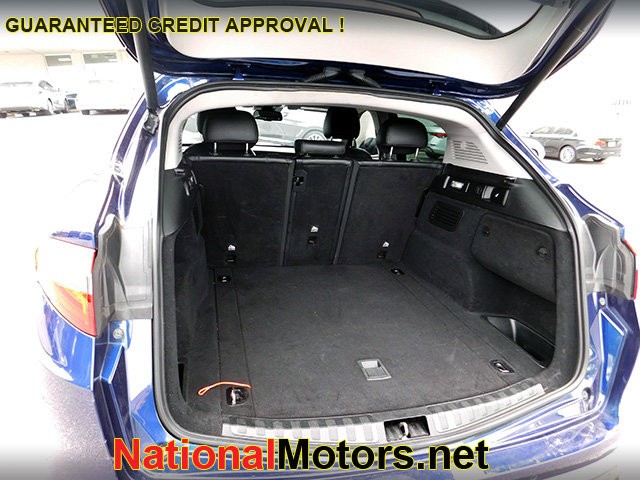 Alfa Romeo Stelvio Vehicle Image 08