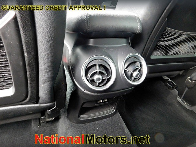 Alfa Romeo Stelvio Vehicle Image 12