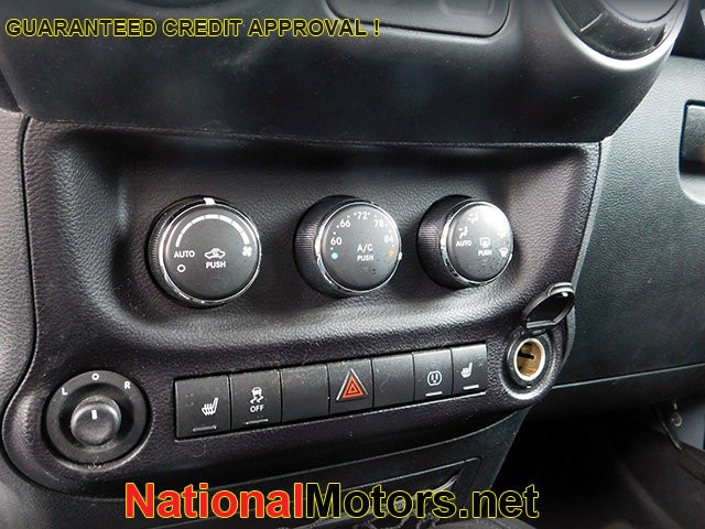 Jeep Wrangler Vehicle Image 12