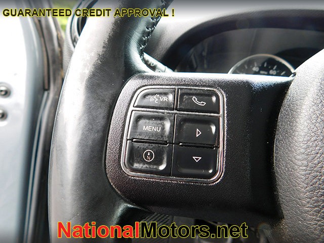 Jeep Wrangler Vehicle Image 16