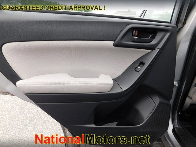 Subaru Forester Vehicle Image 05