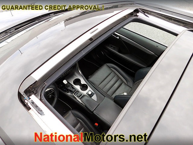 Lexus RX Vehicle Image 09