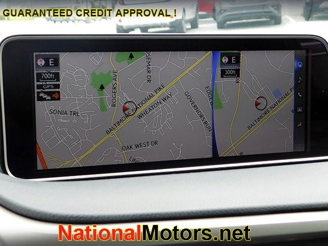Lexus RX Vehicle Image 18