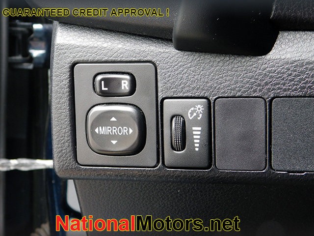 Toyota Corolla Vehicle Image 19