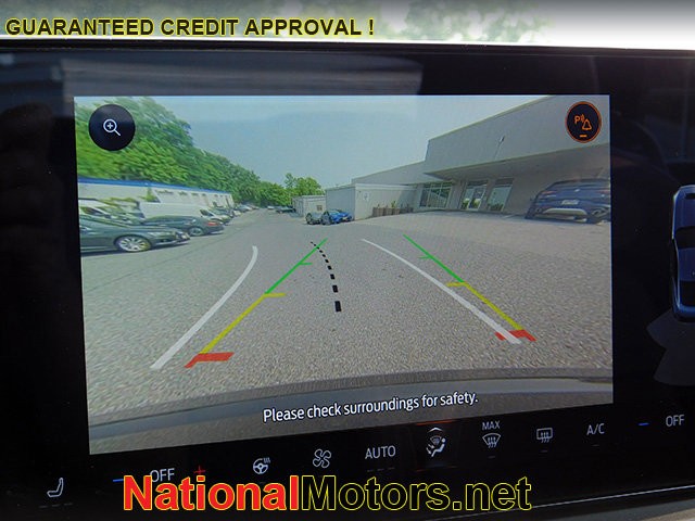 Ford Mustang Vehicle Image 16