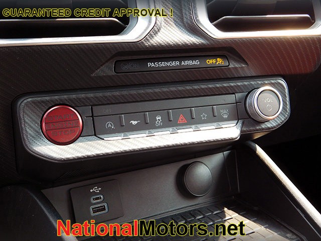 Ford Mustang Vehicle Image 17