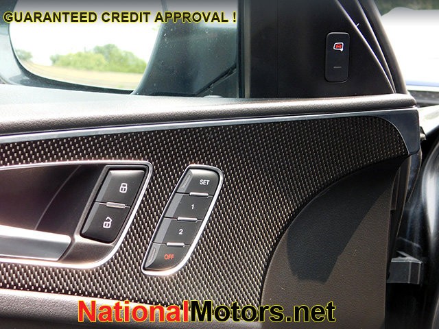 Audi S6 Vehicle Image 13